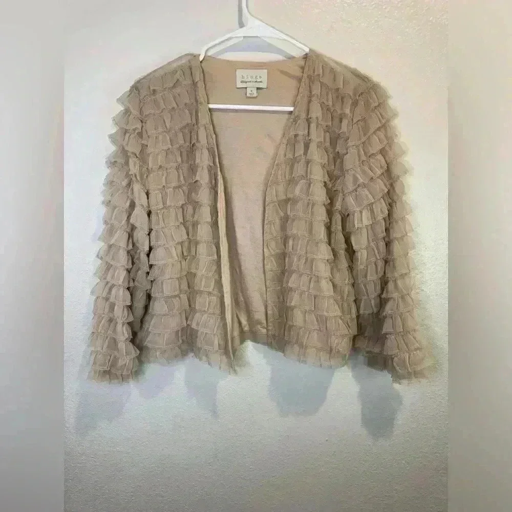 hinge tiered pink